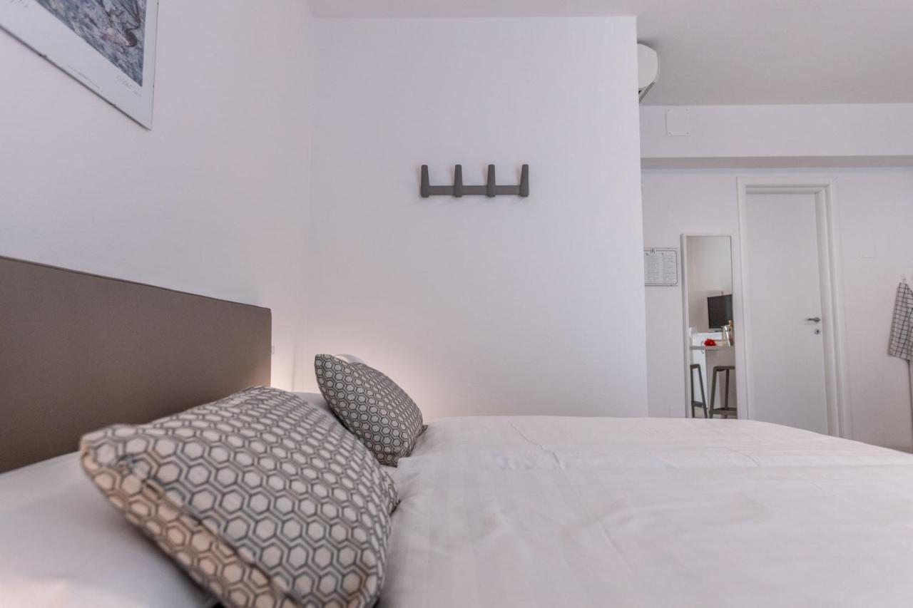 Hotel Roma Aparthotel Malcesine Exteriör bild