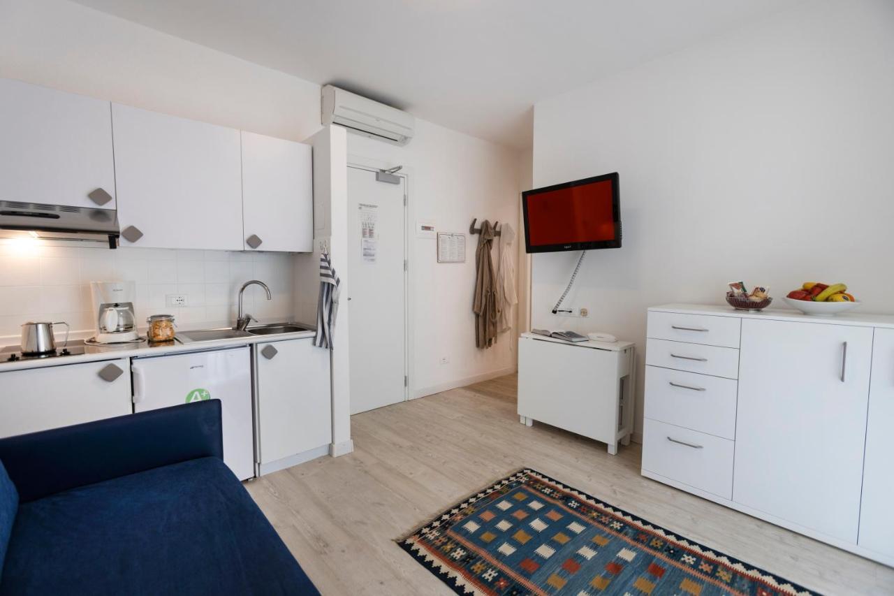 Hotel Roma Aparthotel Malcesine Exteriör bild