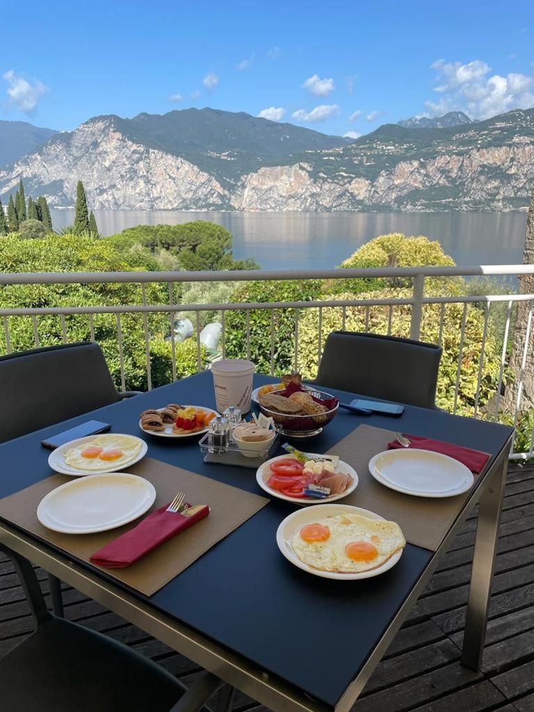 Hotel Roma Aparthotel Malcesine Exteriör bild