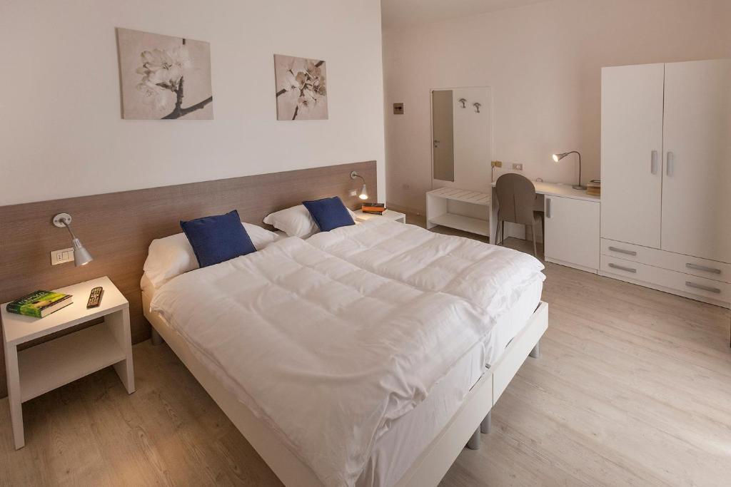 Hotel Roma Aparthotel Malcesine Exteriör bild